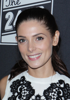 Ashley Greene - Imagenes/Videos de Paparazzi / Estudio/ Eventos etc. - Página 22 Aas8NpsV