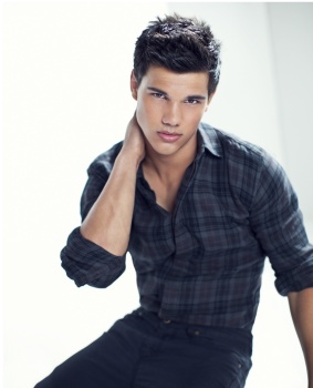 3 outtakes de Taylor Lautner para InStyle ahora en UHQ! AasXQ5VS