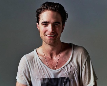 7 Enero-Recordando a Rob para la revista "Dossier" AawAfVRQ