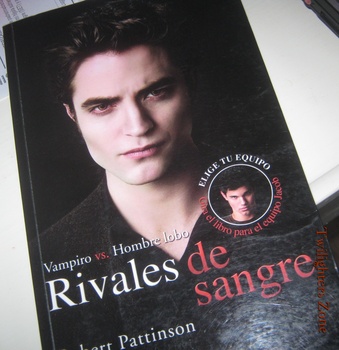 16 Enero - “Blood Rivals” – Nuevo Libro de biográfico de Rob y Taylor. Aax8TXtf