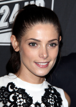 Ashley Greene - Imagenes/Videos de Paparazzi / Estudio/ Eventos etc. - Página 22 Aay5bGmE