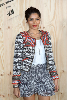 Freida Pinto Abd0Zvhi