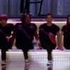 [Glee] Saison 4 - Episode 15 - Girls (and Boys) on Film AbeZWlDa