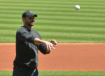 Tom Welling throwing the first pitch at the Cleveland Indians game AbpU13gh