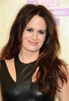 Elizabeth Reaser en los 2012 MTV Video Music Awards  AbsgG708