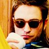 Robsten - Imagenes/Videos de Paparazzi / Estudio/ Eventos etc. - Página 8 AcdC3ZM3