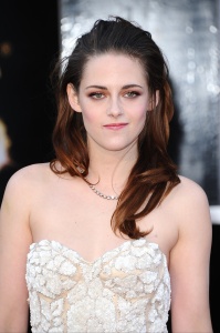 Kristen Stewart - Imagenes/Videos de Paparazzi / Estudio/ Eventos etc. - Página 31 AcfBP99a