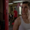 [Glee] Saison 4 - Episode 17 - Guilty Pleasures AcgIJwPg