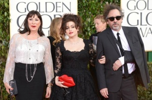 Helena Boham Carter - Page 2 AcoOSwDt