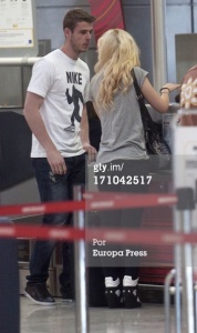 Edurne y David de Gea - Página 3 AcohCHBk