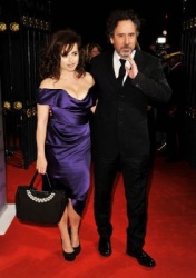 Helena Boham Carter - Page 2 Acr6GPAA