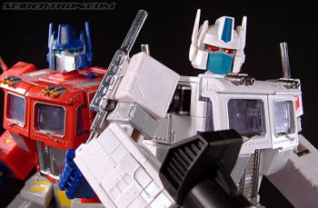 [Masterpiece Takara Tomy] MP-2 ULTRA MAGNUS - Sortie 2004 AcrS3h6I