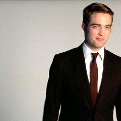   Imagenes/Videos en el Set de "Cosmopolis" - Página 2 AcsHXRup