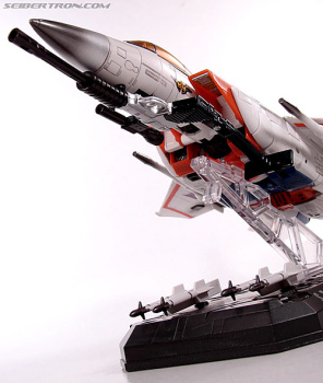 [Masterpiece Hasbro] MASTERPIECE STARSCREAM - Sortie 2007 AcvEWIjN