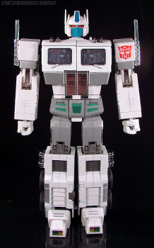 [Masterpiece Takara Tomy] MP-2 ULTRA MAGNUS - Sortie 2004 Adc3zhnC