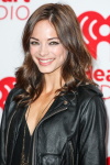 Kristin Kreuk – 2012 IHeart Radio Music Festival AdcsL2Pq