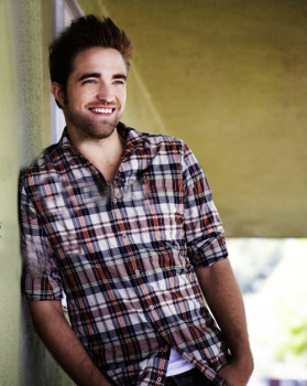 12 Octubre - Nuevo Photoshoot de Robert Pattinson Nunca Antes Visto!!! (Julio 2012) AdfPvIqh