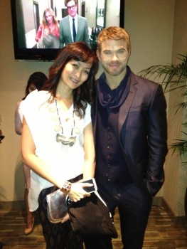 Kellan Lutz - Imagenes/Videos de Paparazzi / Estudio/ Eventos etc. - Página 24 AdiwDQeg