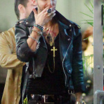 [Vie privée] 12.09.2012 West Hollywood - Bill & Tom Kaulitz Astro Burger AdkoQ0iN