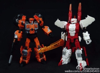 [Combiners Tiers] WARBOTRON WB-03 aka COMPUTRON - Sortie 2015 CfM2Wmby