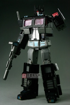 [Masterpiece Takara Tomy] MP-1B CONVOY BLACK VERSION - Sortie Novembre 2009 JA5TVq7Y