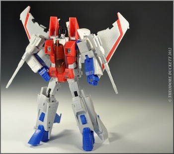 [Masterpiece Tiers] IGEAR PP03T TRAITOR aka STARSCREAM - Sortie Janvier 2012 Kdnp7oAG