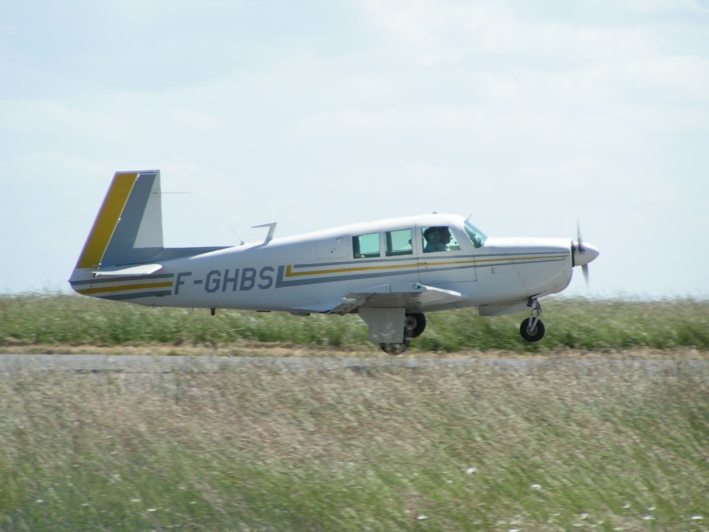 Les avions que couvrent les pilotes "Jeunes Ailes" - Page 7 1788