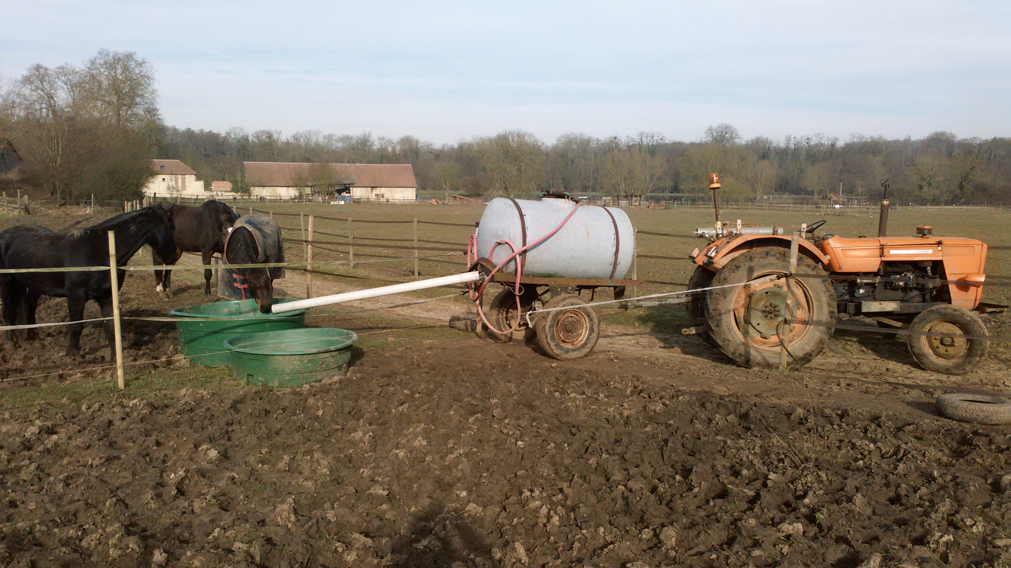 MOTOPOMPE pour tonne à eau - Le montage ? - Page 2 Tonne_a_eau_3