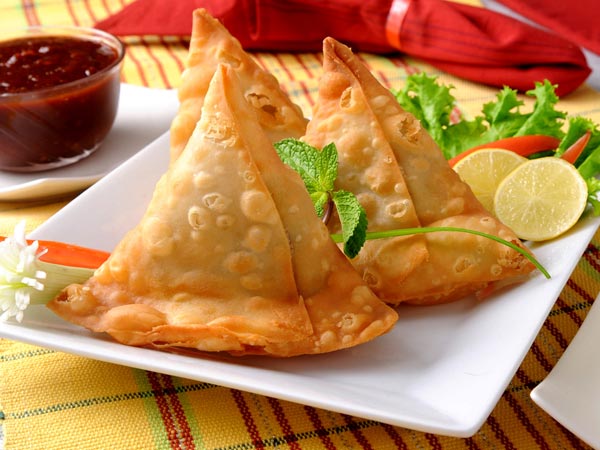 எளிமையான சமோசா ரெசிபிக்கள்!!! 31-vegsamosa-600