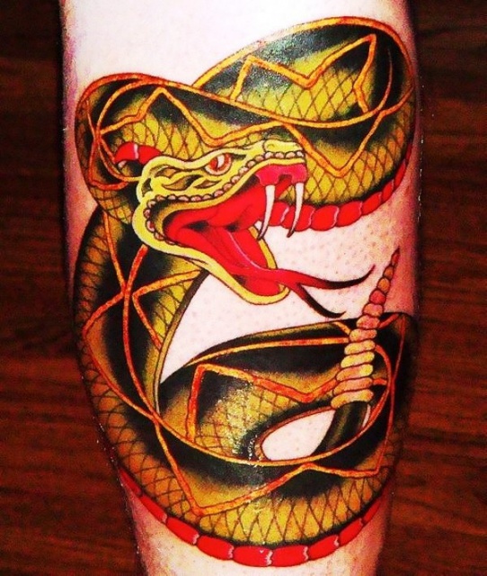 Фото и значение татуировки Змея, Кобра. - Страница 2 Snake_tattoo1