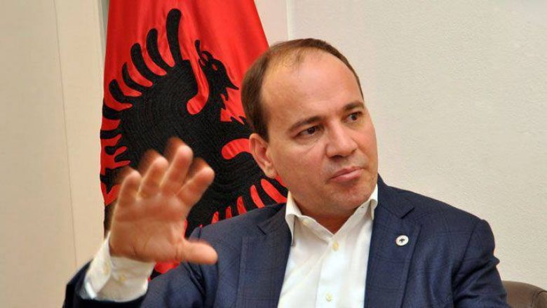 Presidenti Nishani dënon dhunën e ushtruar në Parlamentin e Maqedonisë Bujar_Nishani_tjeter-780x439