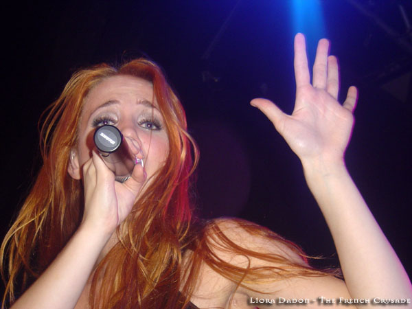 Fotos de Simone Simons - Página 3 40