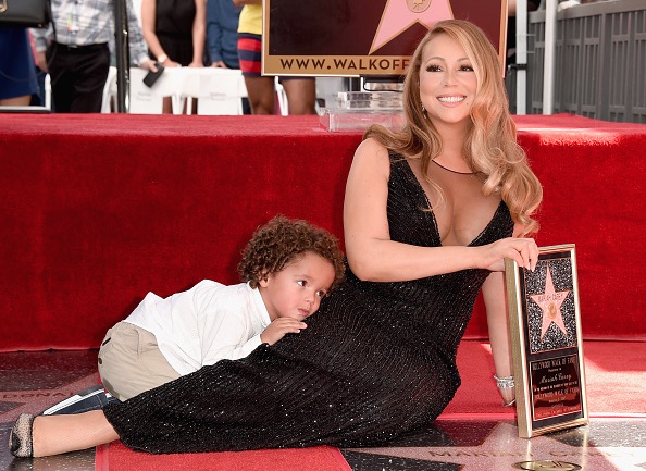 Mariah Carey - Página 12 Mariah-carey-walk-of-fame3-thatgrapejuice