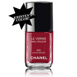 Kristen Stewart - Imagenes/Videos de Paparazzi / Estudio/ Eventos etc. - Página 23 Chanel-le-vernis-nail-color-lotus-rouge