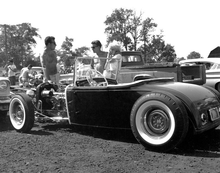 Hot rod nostalgia - Page 33 XHot_Rod_1