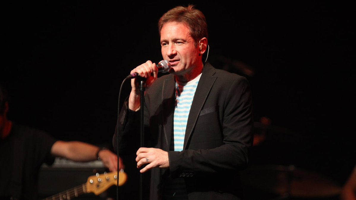 David Duchovny's New Song 'Half-Life': Listen DSvSHPfVwAABazD