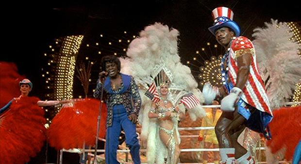 YA ERA HORA; EL TOPIC DE ROCKY!!!!!!!!!!!!!!!!!!!! - Página 5 James-brown-apollo-creed-living-in-america