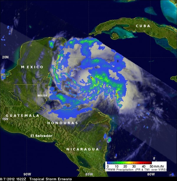 SEGUIMIENTO DE HURACANES, CICLONES Y TORMENTAS AÑO 2012 - Página 6 Ernesto_7august2012_1522_utc-e1344386464764