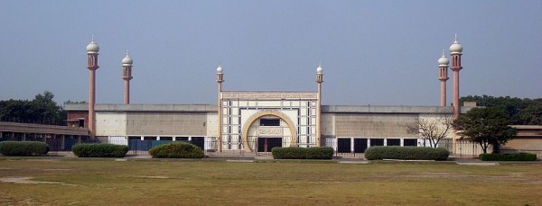 افيدي واستفيدي... - صفحة 37 Masjid-e-Aqsa-Rabwah-600x229