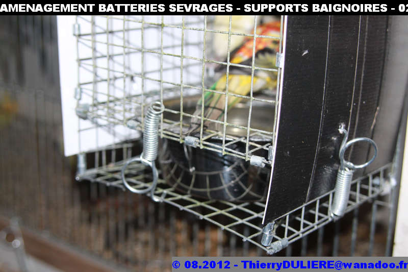 SAISON D'ELEVAGE 2012 - DUDULE - Page 39 AMENAGEMENT%20BATTERIES%20SEVRAGES%20-%20SUPPORTS%20BAIGNOIRES%20-%20026