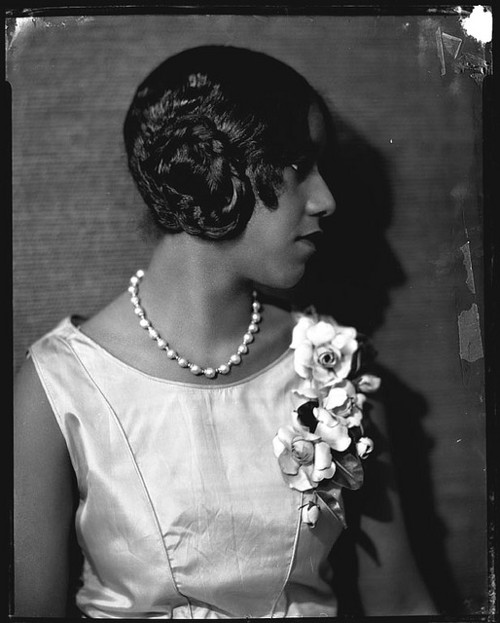 BLACK WOMEN CHILDREN AND MEN FLAPPER FASHION IN THE 1920S Tumblr_lgfq9p8MAj1qfu6z3