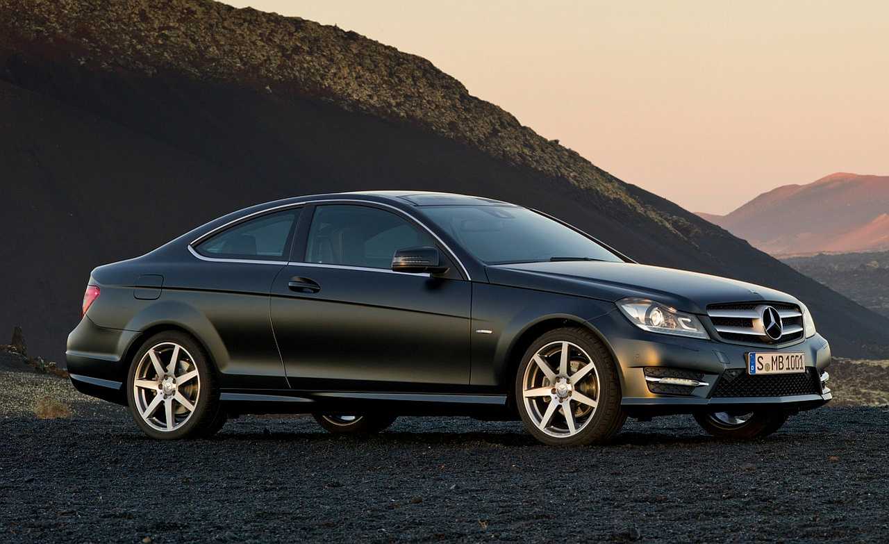 La Mercedes Classe C Cabriolet pour 2012 ... (A204) C204-04