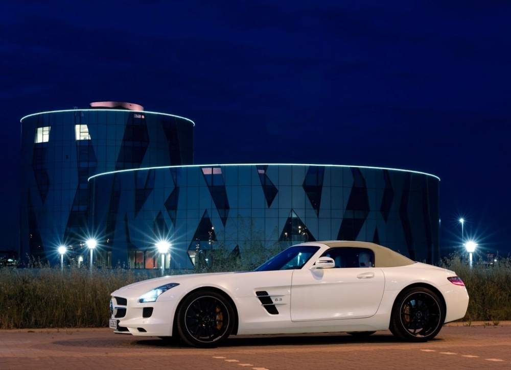 [Photos] La Mercedes SLS Cabriolet pour le plaisir des yeux ... SLS_Roadster-24