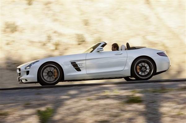 Le SLS AMG Cabriolet .... (C197) R197_SLS-02