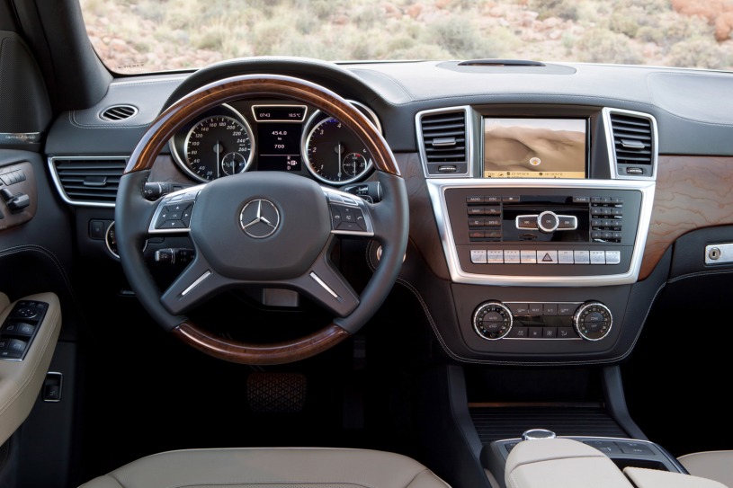[Présentation] Mercedes-Benz ML 2012 (W166) W166_ML_2012-06