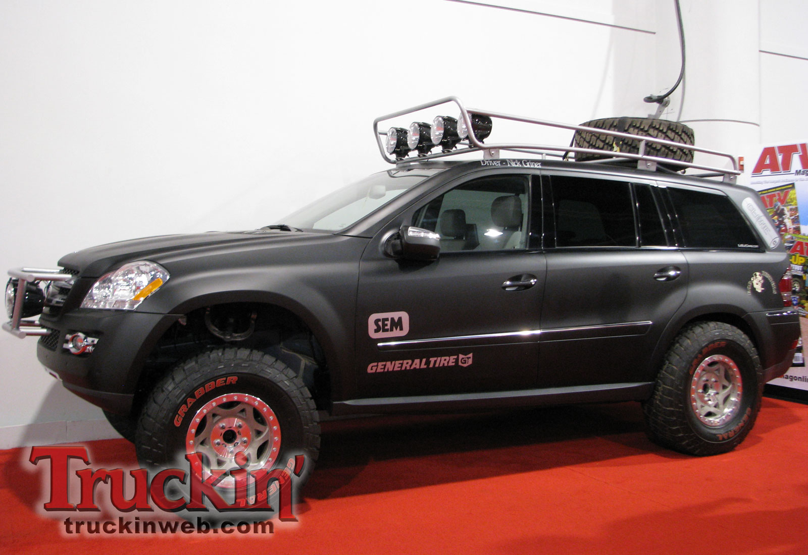 Mercedes GL "Grand Edition" 2011 : Gros luxe X164_SEMA_2009-03