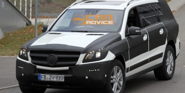 Le Nouveau Mercedes Benz GL (X166) X166_GL-14