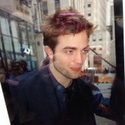 8 Noviembre- Robert Pattinson en Today Show (8/11/12) 81f006219204663