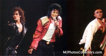 BAD WORLD TOUR  35422e232520993