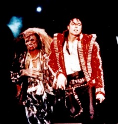 BAD WORLD TOUR  92f942232525047